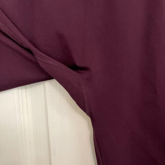 Aerie Chill Play Move Womens Maroon High Rise Seamless Perforated Legging Medium - Picture 8 of 9